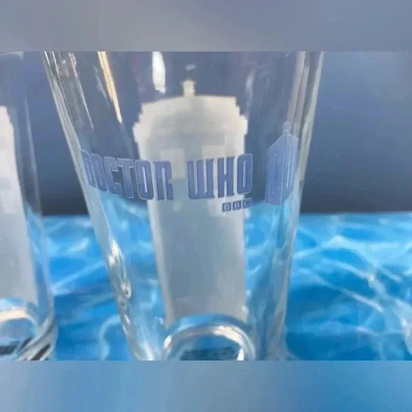 Doctor Who - Two Tardis Themed Glasses - ‼️✌️🍻 - Picture 2 of 9